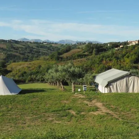 Camping44 Luxussátor Loro Piceno
